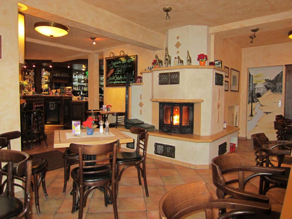 Hotel & Gasthaus Sterngrund Zella-Mehlis Dış mekan fotoğraf