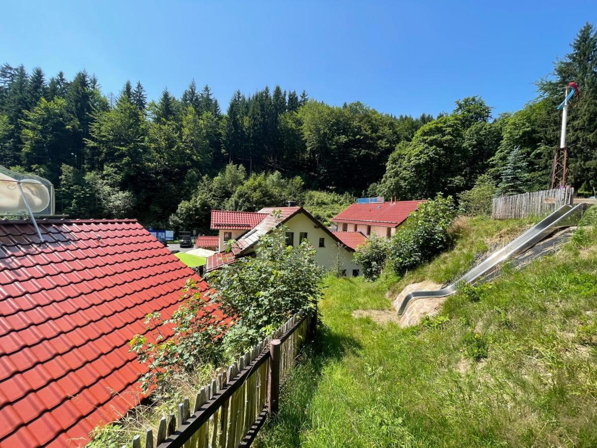Hotel & Gasthaus Sterngrund Zella-Mehlis Dış mekan fotoğraf